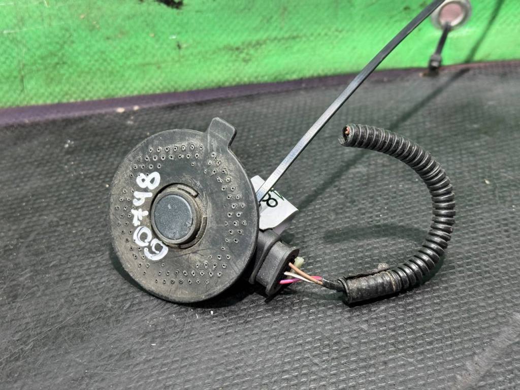 (60748) Датчик парктроника Tesla Model S 2018 112750312C - фото1