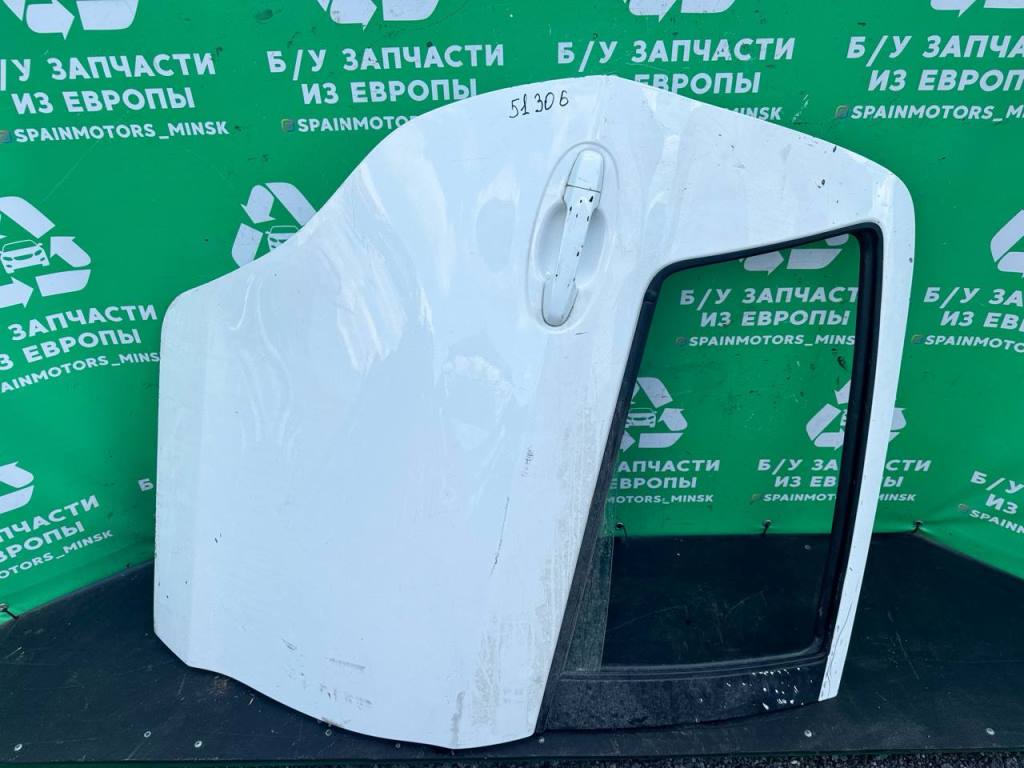 (51306) Дверь задняя правая Toyota Yaris 2013 - фото1
