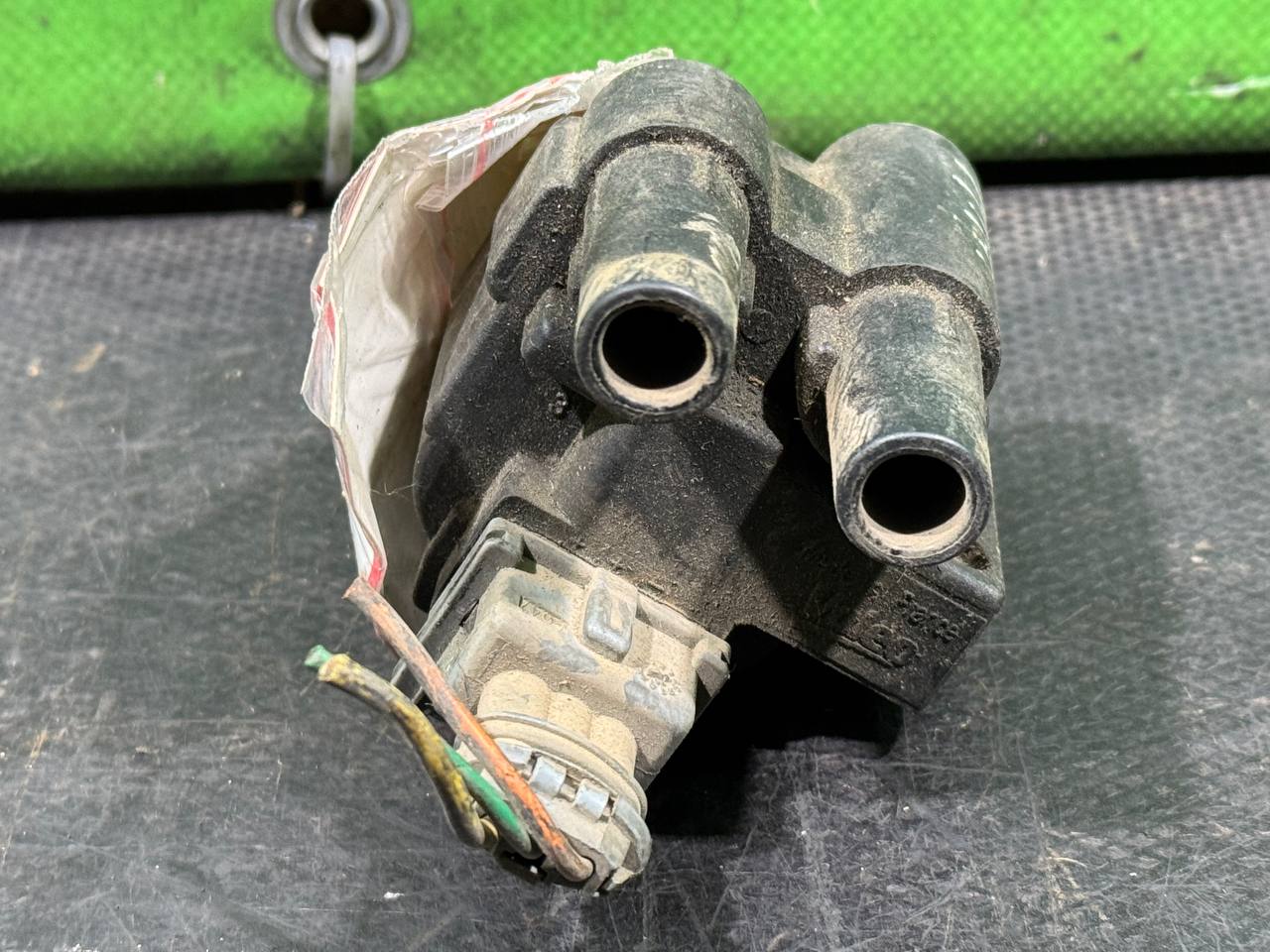 (139) Катушка зажигания Renault Scenic I 2001 1,6 i BERU0040100242 - фото2 (139) Катушка зажигания Renault Scenic I 2001 1,6 i BERU0040100242 - фото2