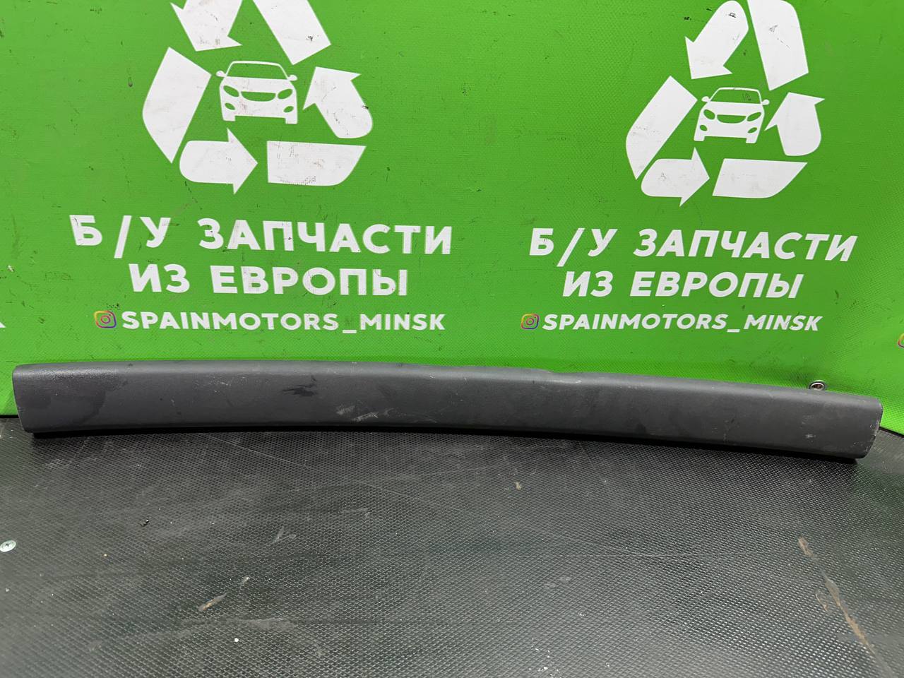 (32067) Накладка двери (крышки) багажника Saab 9-3 2001 4389474 - фото1