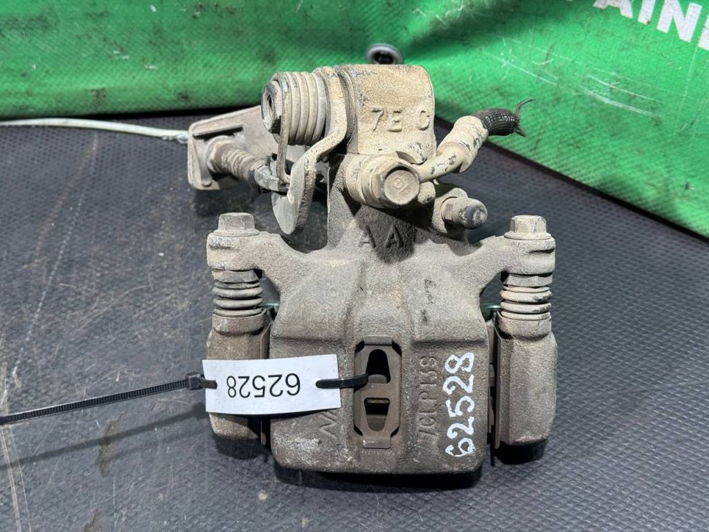 (62528) Суппорт задний правый Honda Jazz 2004 7CLP13S - фото1