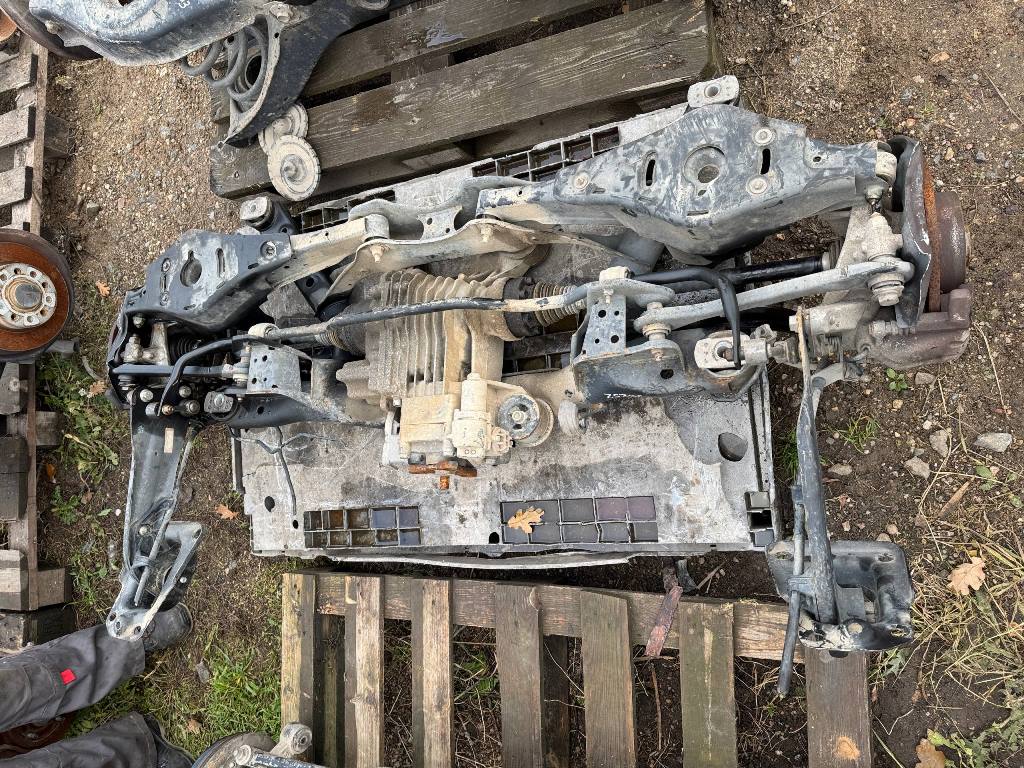 (56252) Балка подвески задняя Skoda Octavia A5 2008 5WP3352301, 0BR907554A, 11185201, 5N0505235Q - фото1