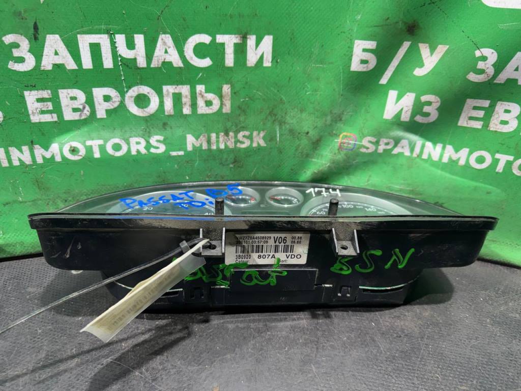 (174) Щиток приборов (приборная панель) Volkswagen Passat B5 GP 1999 TDi 3B0920807A фото-4 (174) Щиток приборов (приборная панель) Volkswagen Passat B5 GP 1999 TDi 3B0920807A фото-4