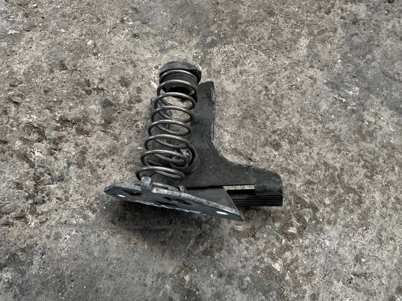 (30735) Замок капота Volvo S60 2006 - фото2 (30735) Замок капота Volvo S60 2006 - фото2