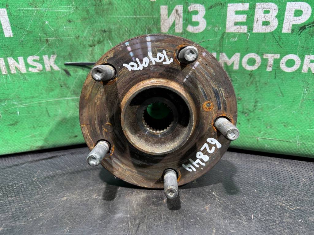 (62844) Ступица передняя левая Toyota Auris 2009 - фото1