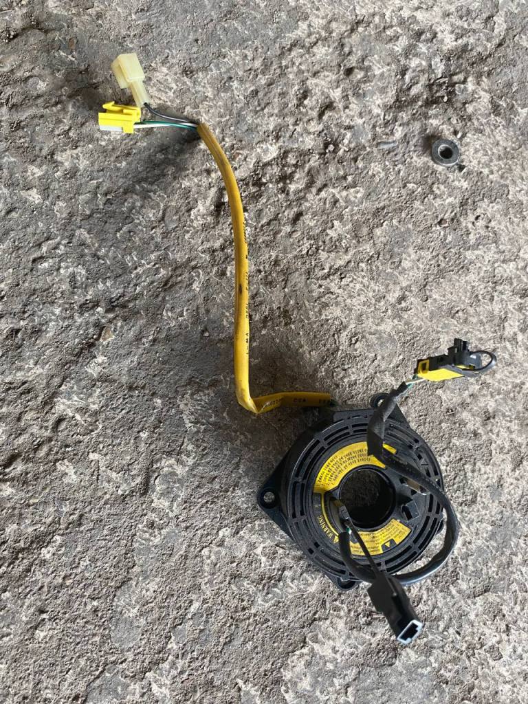 (27953) Шлейф руля Daewoo Leganza 1999 - фото1 (27953) Шлейф руля Daewoo Leganza 1999 - фото1