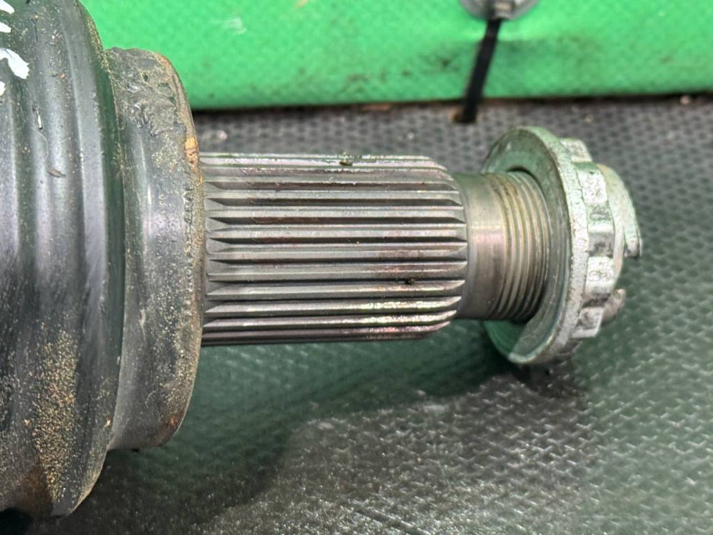 (51574) Полуось передняя правая (приводной вал, ШРУС) BMW X3 E83 2004 - фото2