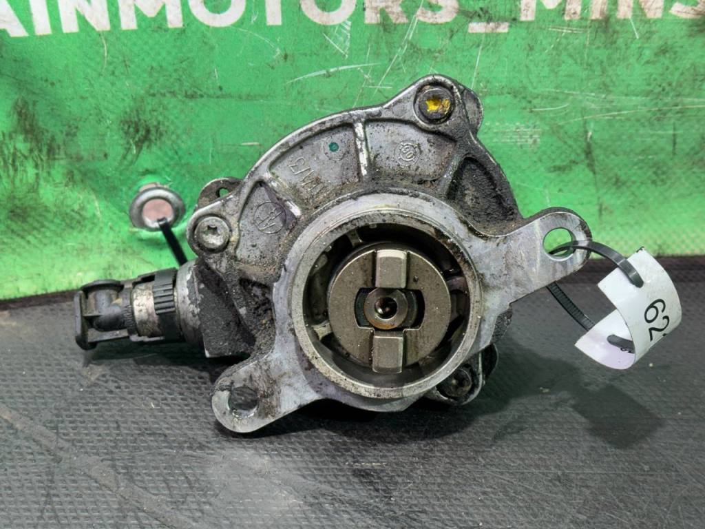 (62101) Насос вакуумный Renault Master 2004 2,5 DCi 8200478188A - фото1 (62101) Насос вакуумный Renault Master 2004 2,5 DCi 8200478188A - фото1