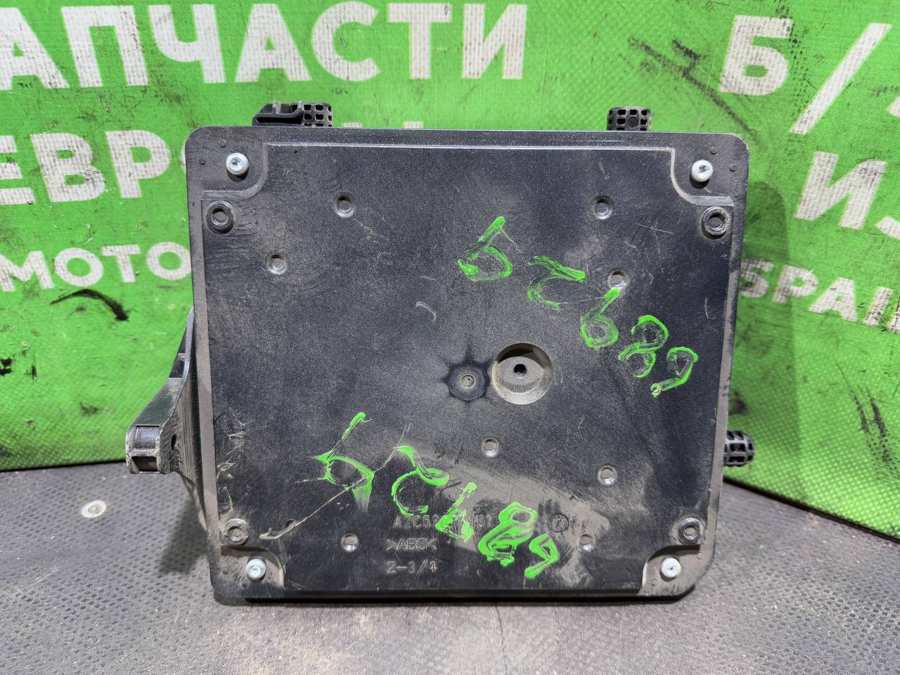 (11058) Блок комфорта Renault Megane III 2012 284B17288R, A2C53284890 - фото2