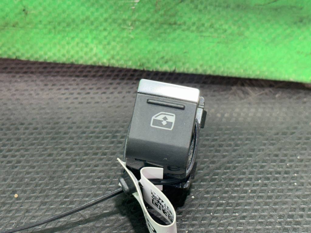(61184) Кнопка стеклоподъемника Audi A6 C8 2020 4K0959855 - фото1