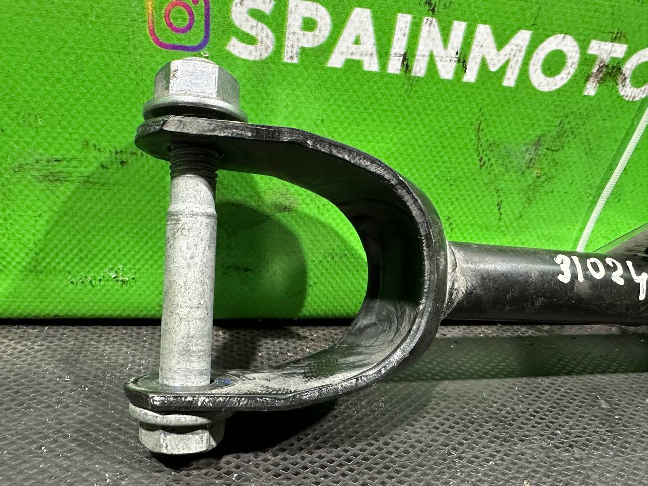 (31024) Рычаг задний правый Tesla Model 3 2022 118842300A фото-2