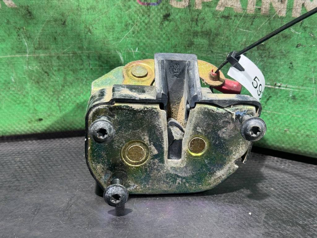 (59245) Замок двери сдвижной Chrysler Voyager 1997 - фото2