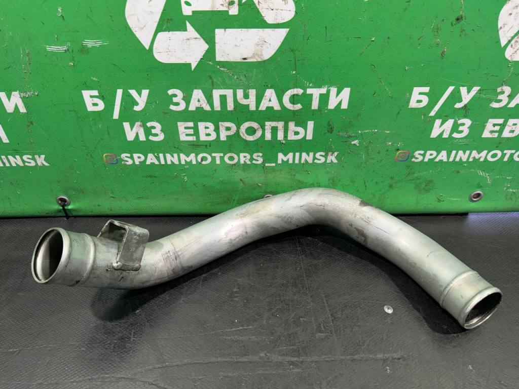 (53932) Патрубок интеркулера Mitsubishi Space Star 2002 1,9 DCi 30617344 - фото2