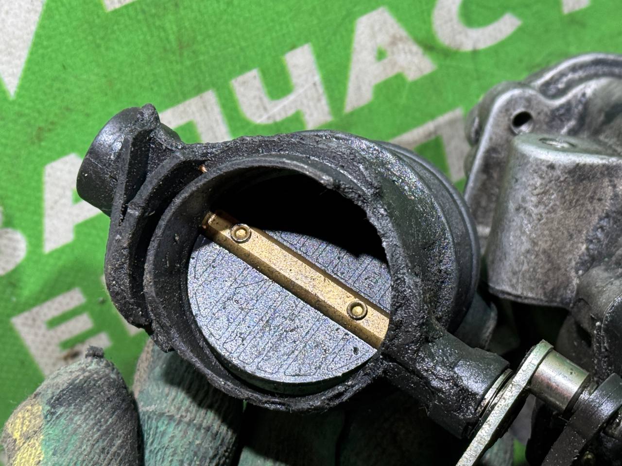 (11) Клапан EGR Renault Espace 4 2003 2,2 DCi фото-6