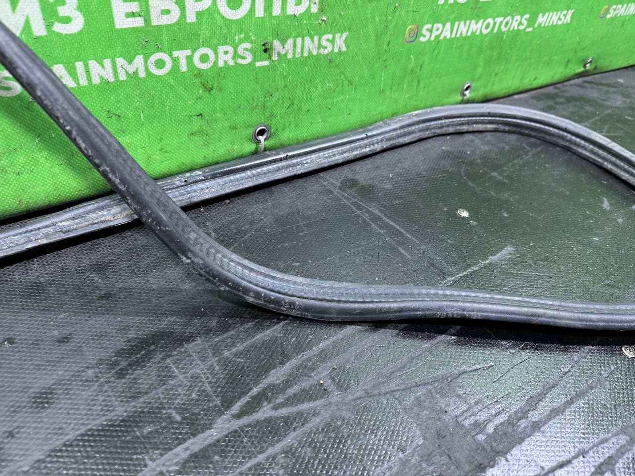 (43546) Уплотнитель багажника Nissan Maxima 2002 фото-4