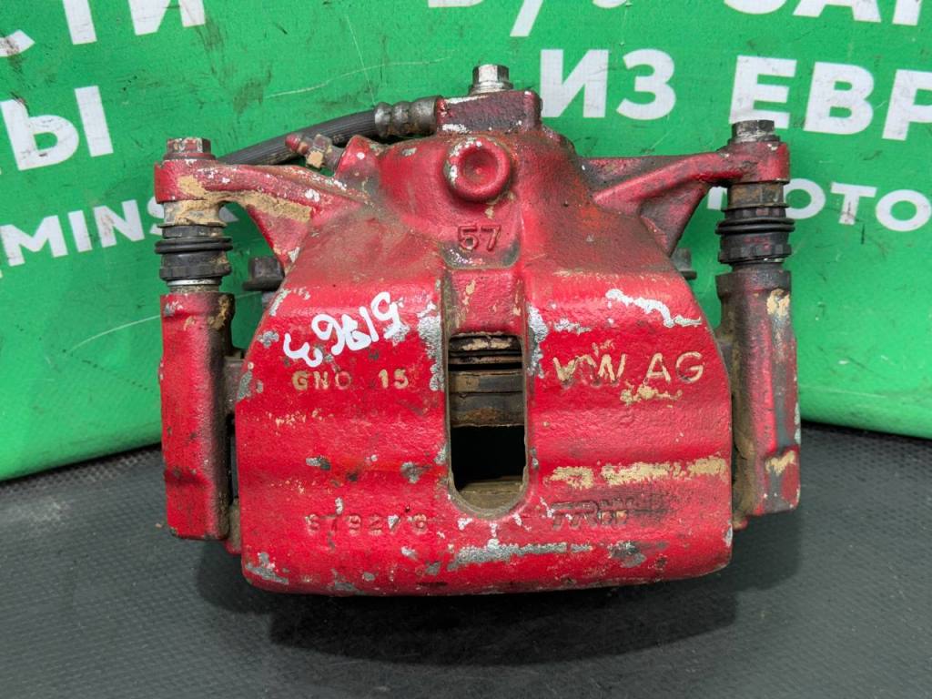 (51763) Суппорт передний правый Skoda Octavia 2015 67926 - фото1