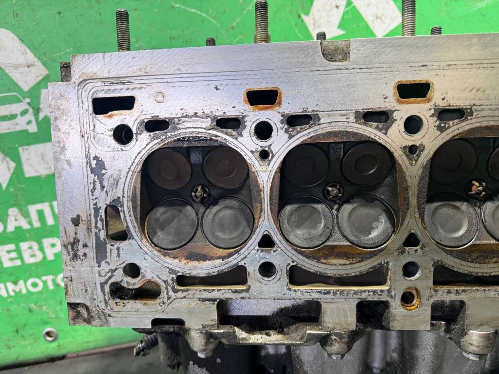 (60490) Головка блока цилиндров Renault Megane II 2006 1,6 i K4M, 8200766796F фото-9 (60490) Головка блока цилиндров Renault Megane II 2006 1,6 i K4M, 8200766796F фото-9