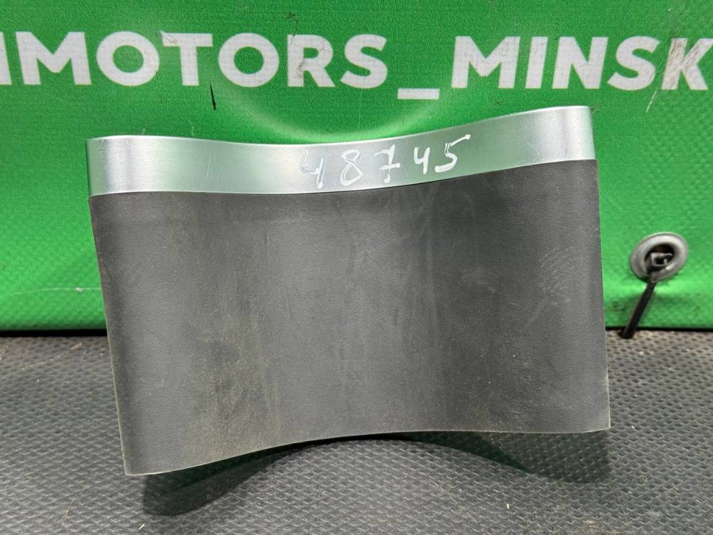 (48745) Подстаканник Tesla Model S 2018 фото-2