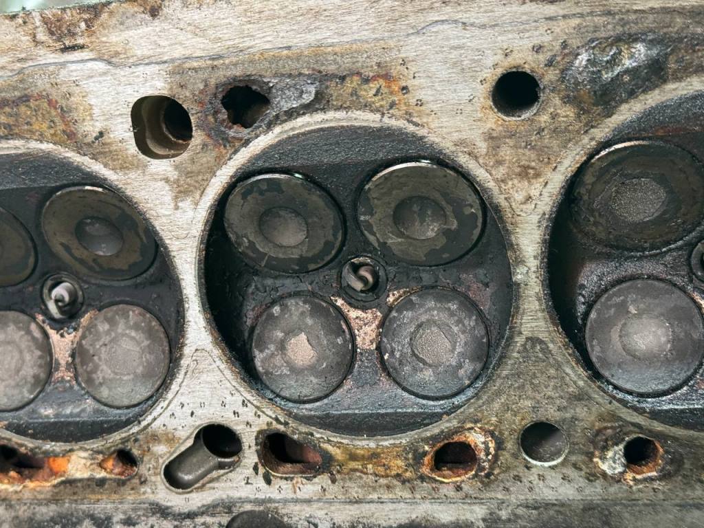 (61898) Головка блока цилиндров Opel Astra G 1998 1,6 i фото-9 (61898) Головка блока цилиндров Opel Astra G 1998 1,6 i фото-9