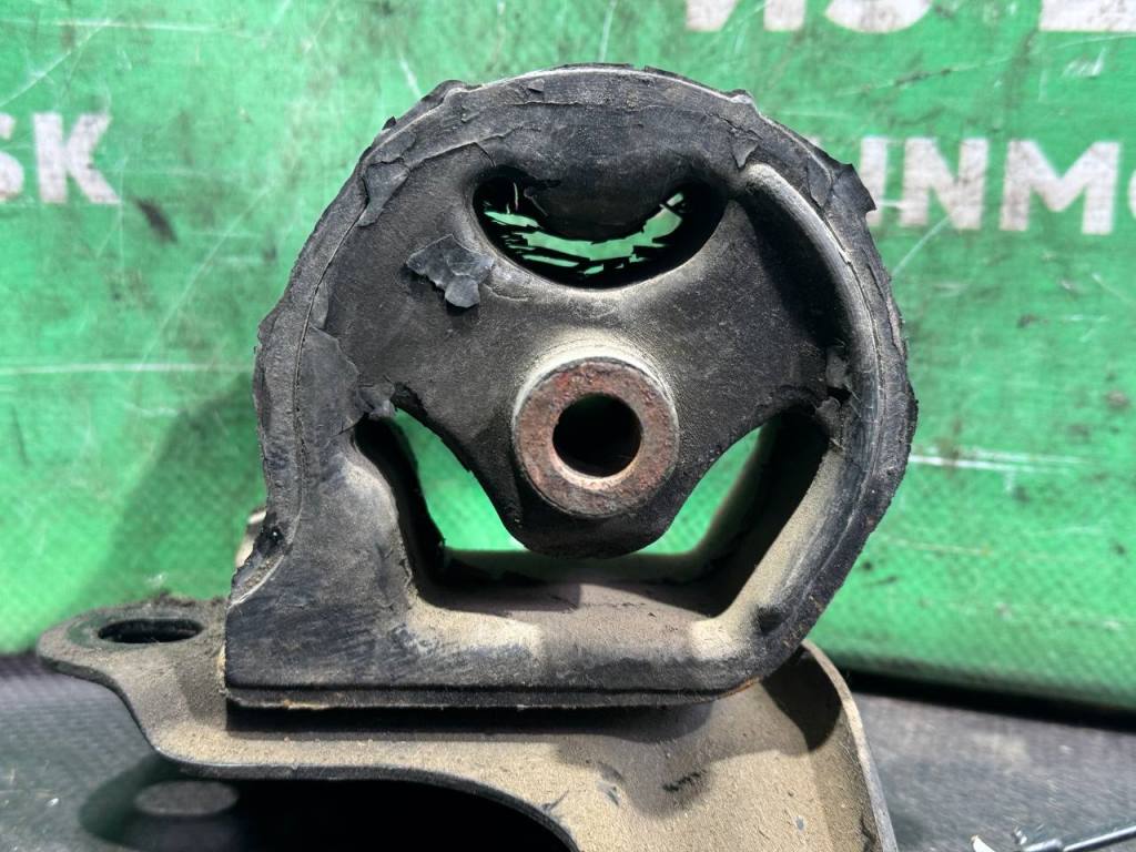 (59181) Подушка крепления КПП Rover 620 1996 2 i - фото2