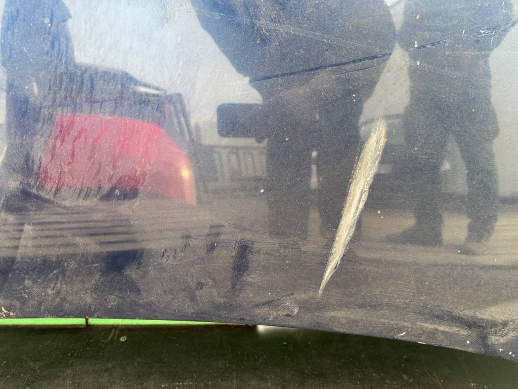 (60036) Капот Chrysler Voyager 2004 фото-9