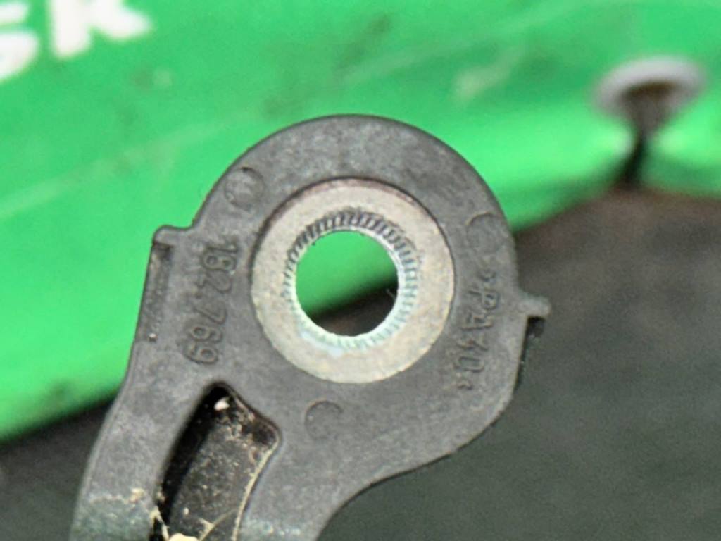 (51676) Щеткодержатель задний Volkswagen Passat B5 2000 3B9955707A фото-5