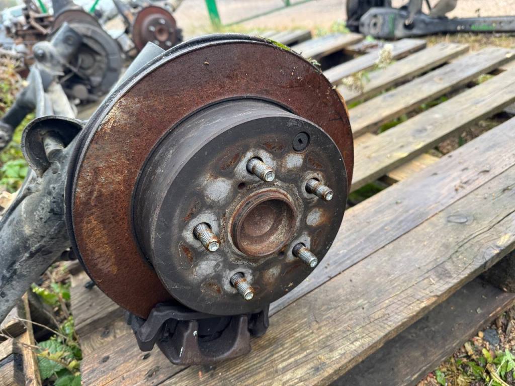 (55915) Балка подвески задняя Toyota Corolla Verso 2009 - фото2