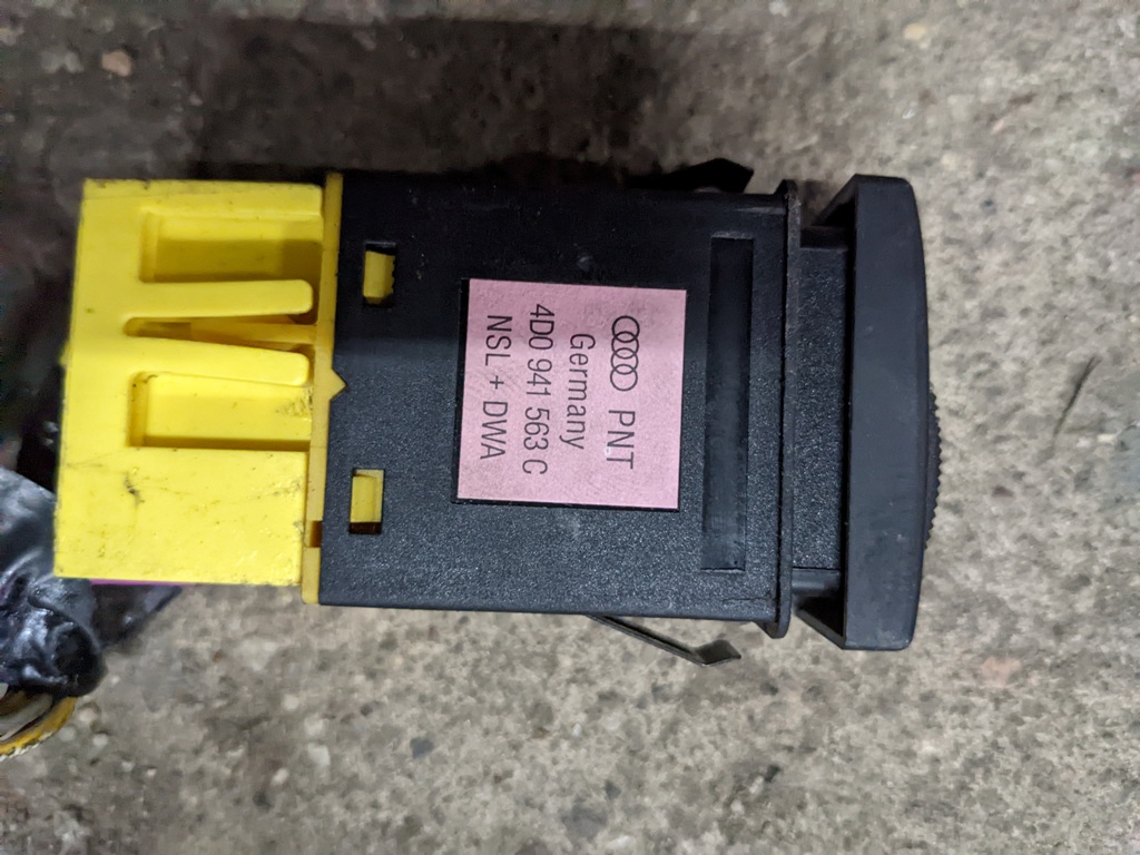 (21143) Кнопка противотуманных фар Audi A8 D2 2000 4D0941563C фото-2