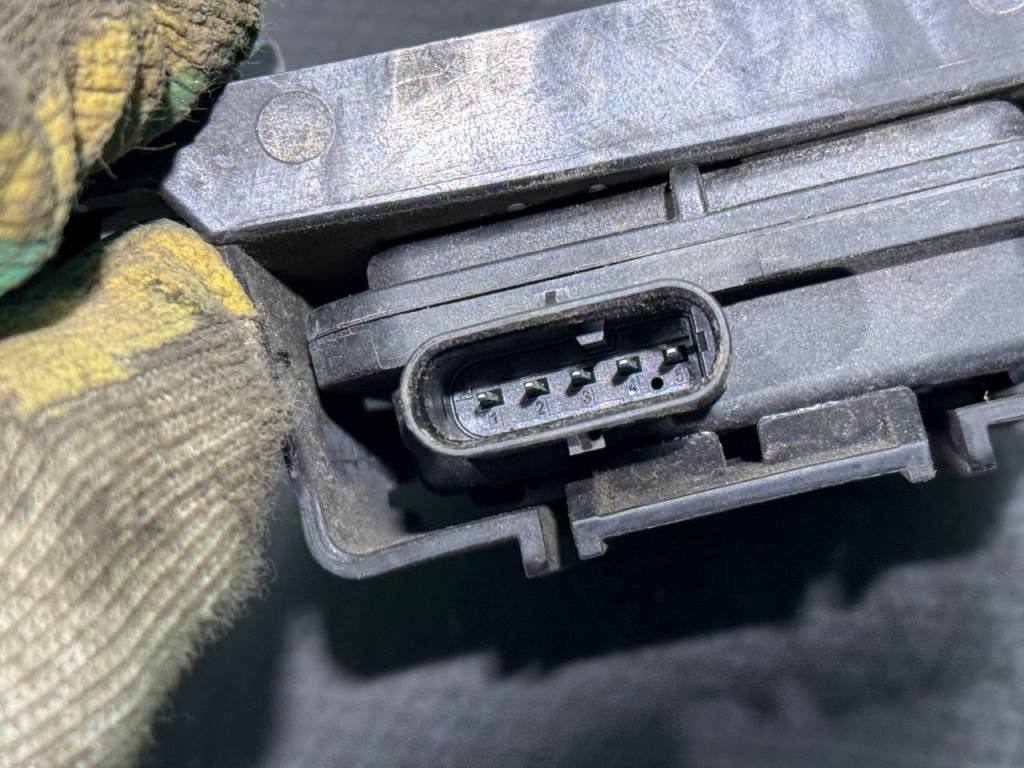 (62748) Блок управления (другие) Tesla Model S 2018 111498400A - фото2