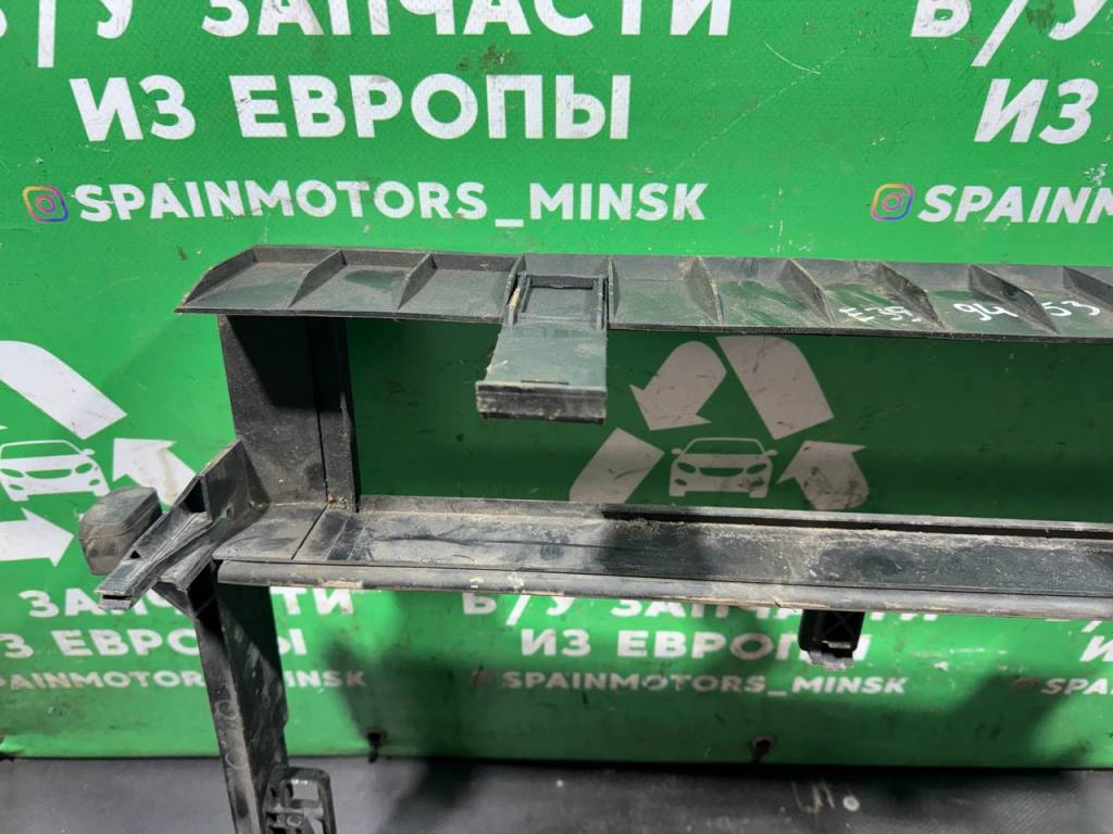 (9453) Дефлектор радиатора BMW 5 E39 2000 3 TD фото-2