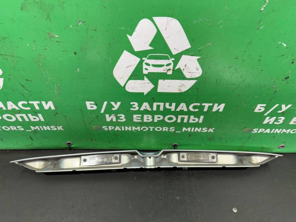 (52424) Накладка подсветки номера Opel Zafira A 2002 фото-2 (52424) Накладка подсветки номера Opel Zafira A 2002 фото-2