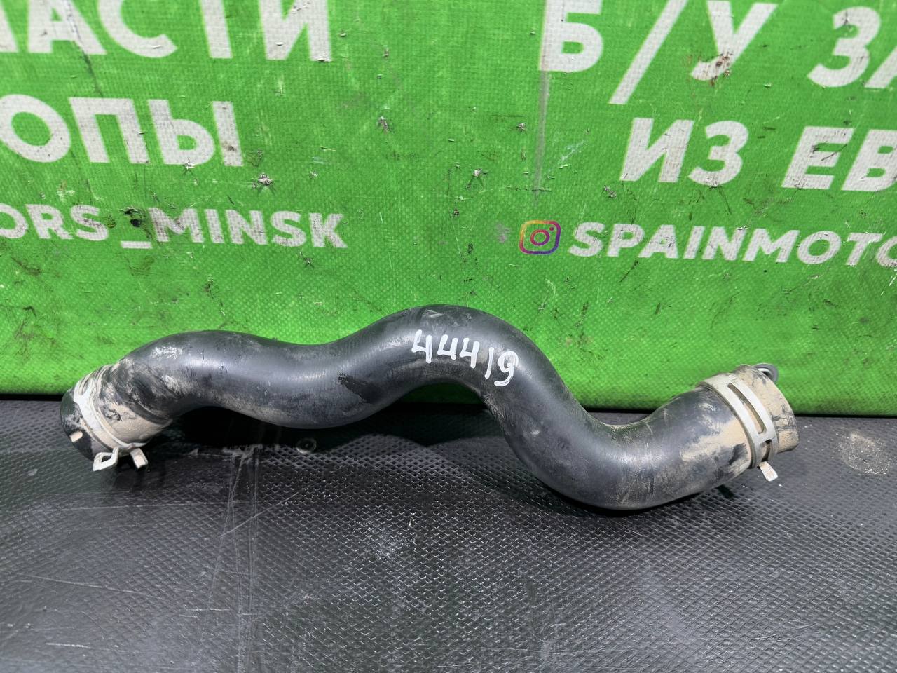 (44419) Патрубок (трубопровод, шланг) Peugeot 407 2008 2 HDi (44419) Патрубок (трубопровод, шланг) Peugeot 407 2008 2 HDi