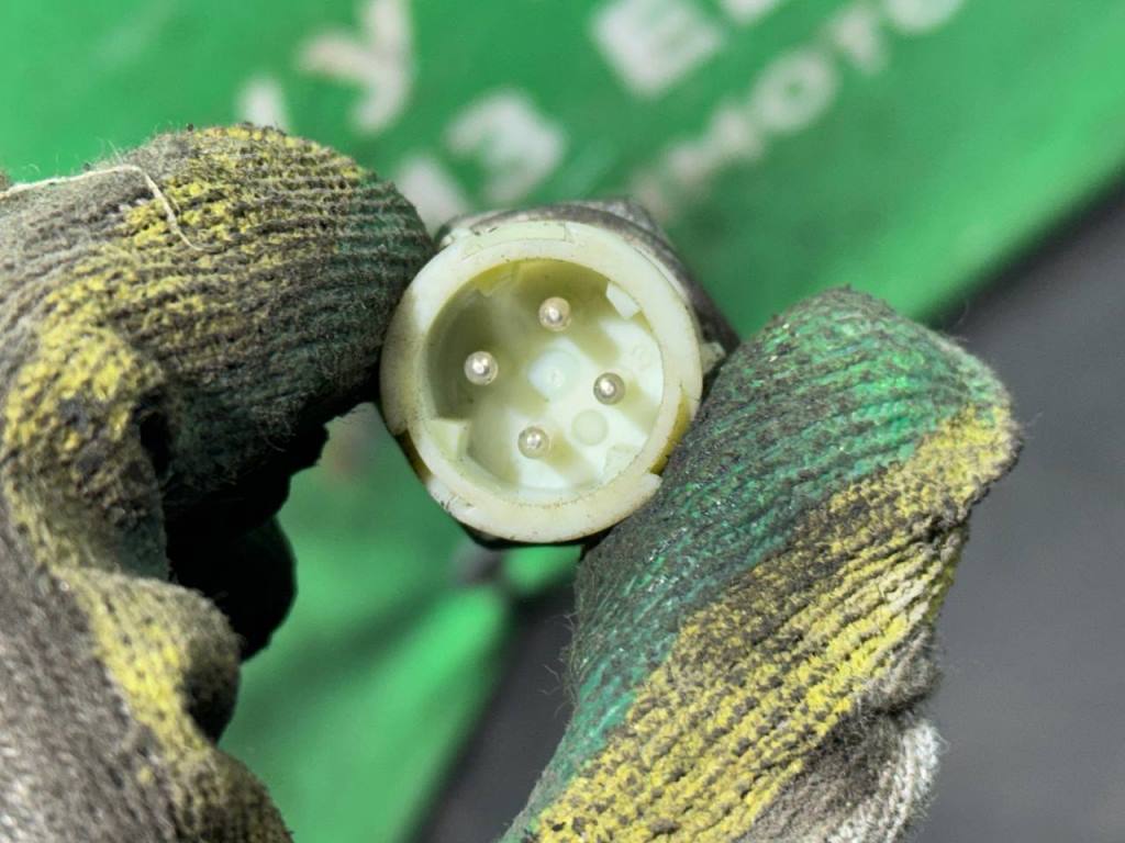 (56092) Датчик скорости DAF XF 2018 12,9 D 217120002115 - фото2