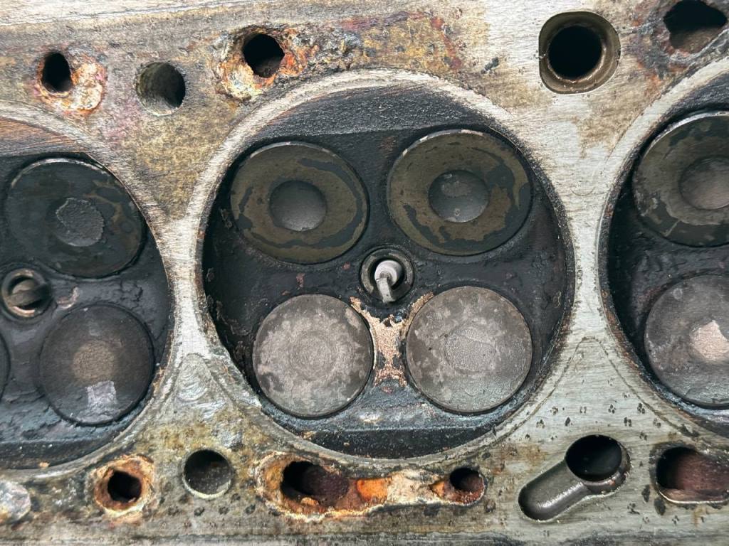 (61898) Головка блока цилиндров Opel Astra G 1998 1,6 i фото-10 (61898) Головка блока цилиндров Opel Astra G 1998 1,6 i фото-10