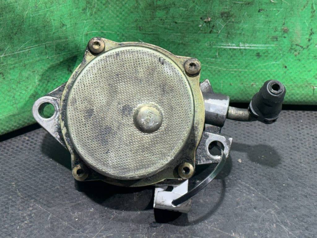 (61166) Насос вакуумный Citroen C3 2006 1,4 HDi 72814402 - фото2