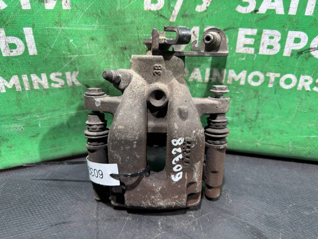 (60328) Суппорт задний левый Citroen Xsara Picasso 2003 - фото1