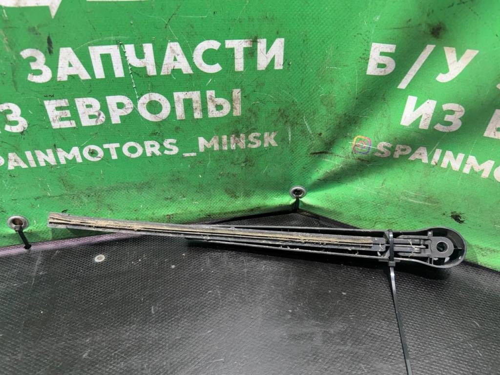 (61451) Щеткодержатель задний BMW 3 E90/E91/E92/E93 2007 фото-2 (61451) Щеткодержатель задний BMW 3 E90/E91/E92/E93 2007 фото-2