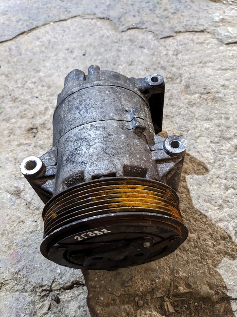 (25882) Компрессор кондиционера Renault Scenic II 2006 1,9 DCi 82003091930114E+17 - фото2 (25882) Компрессор кондиционера Renault Scenic II 2006 1,9 DCi 82003091930114E+17 - фото2