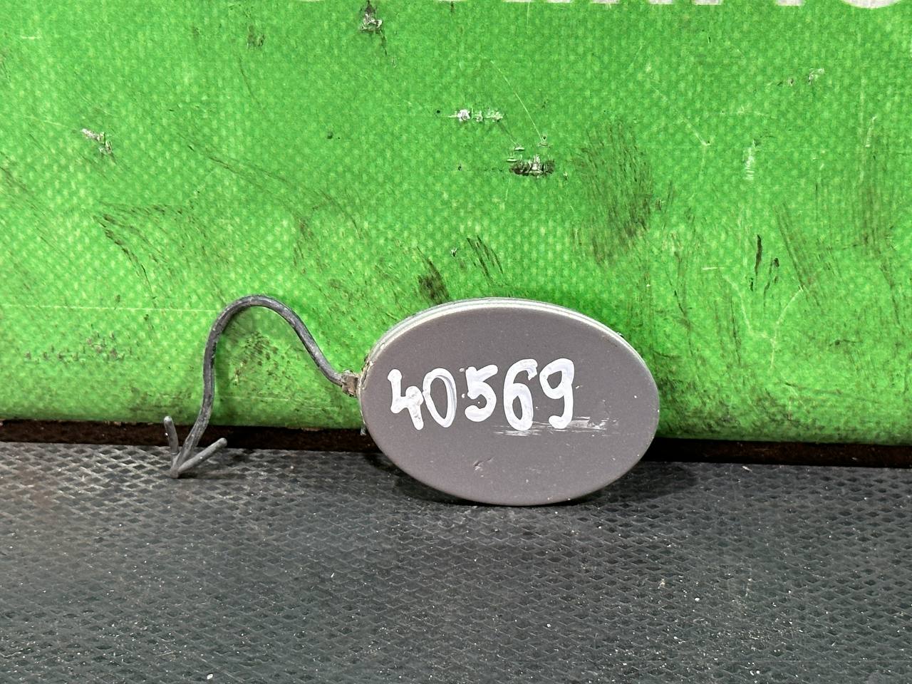 (40569) Заглушка (решетка) в бампер передний Seat Exeo ST 2012 3R0807241 - фото1