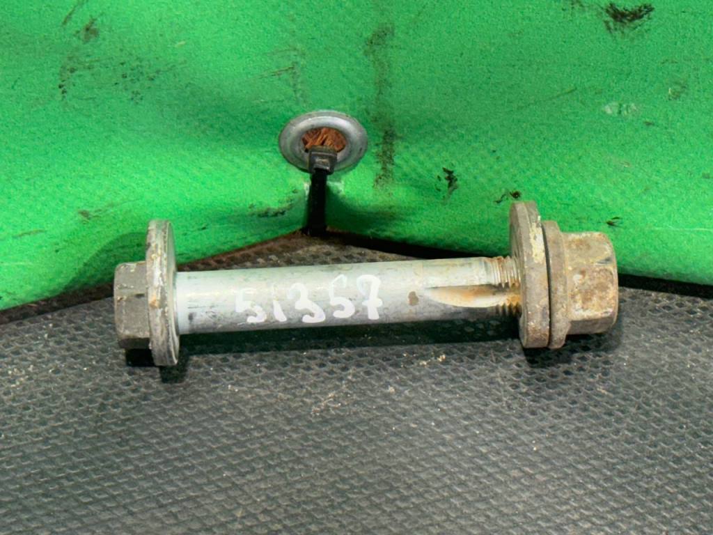 (51357) Болт развальный BMW X5 E53 2003 - фото1