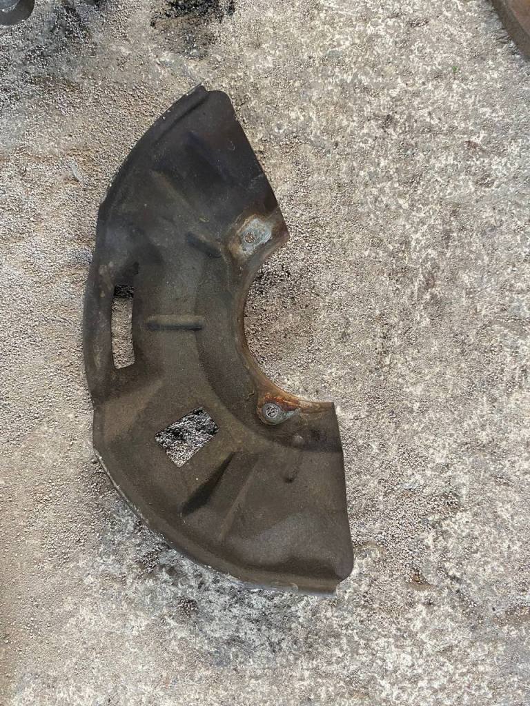 (27903) Кожух защитный тормозного диска Daewoo Leganza 1999 - фото2 (27903) Кожух защитный тормозного диска Daewoo Leganza 1999 - фото2