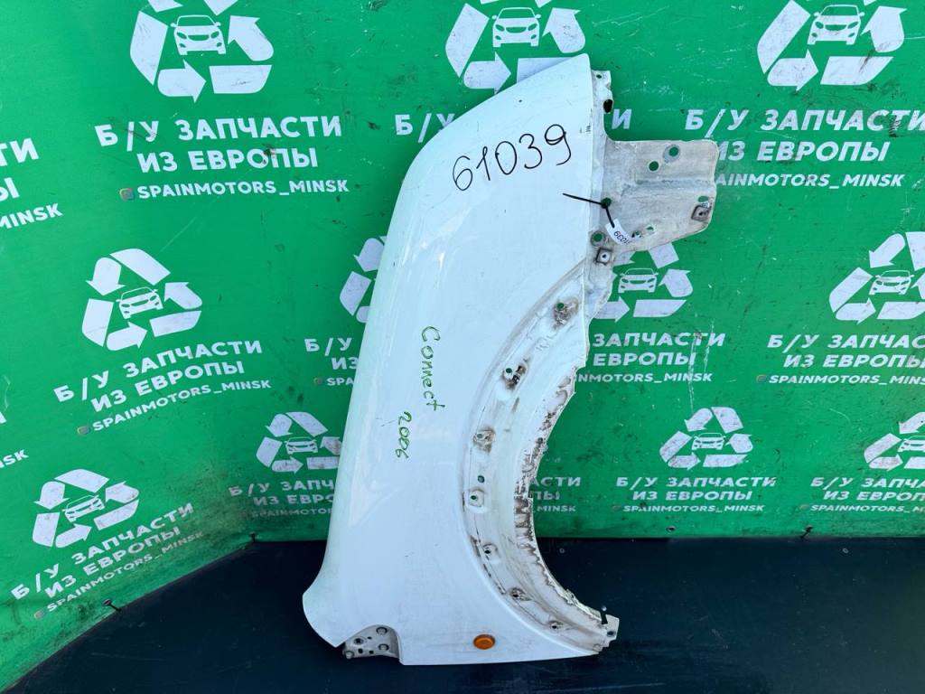 (61039) Крыло переднее правое Ford Transit Connect 2006 - фото1