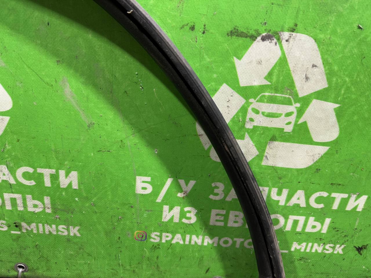 (44780) Уплотнитель двери передней левой Nissan Maxima 2002 фото-6