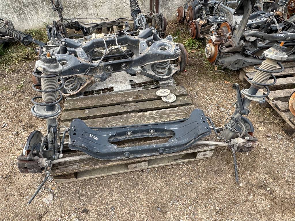 (56250) Балка подвески задняя Alfa Romeo 147 2003 - фото1