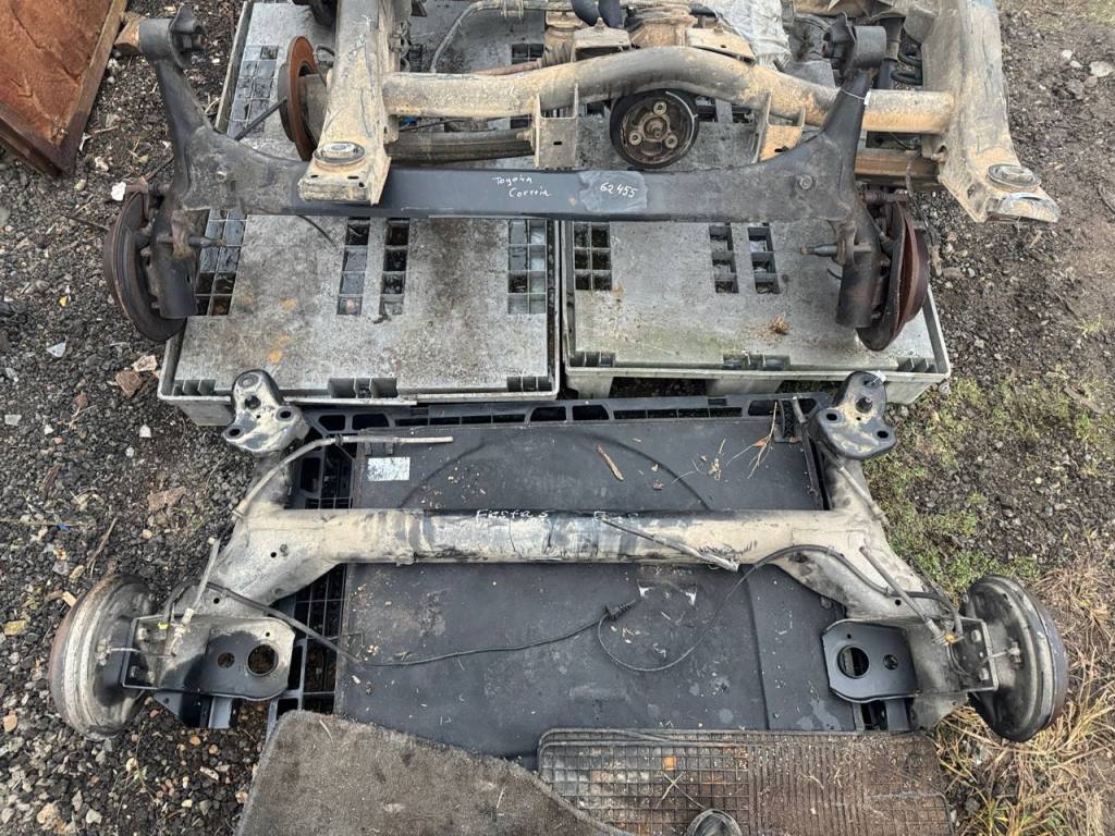 (62355) Балка подвески задняя Ford Fiesta 2005 - фото1