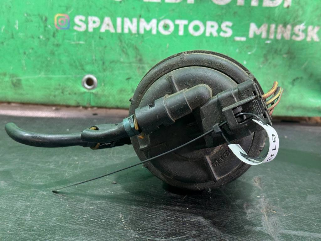 (61814) Корпус топливного фильтра Opel Zafira B 2007 1,9 CDTi 13204107 фото-2 (61814) Корпус топливного фильтра Opel Zafira B 2007 1,9 CDTi 13204107 фото-2