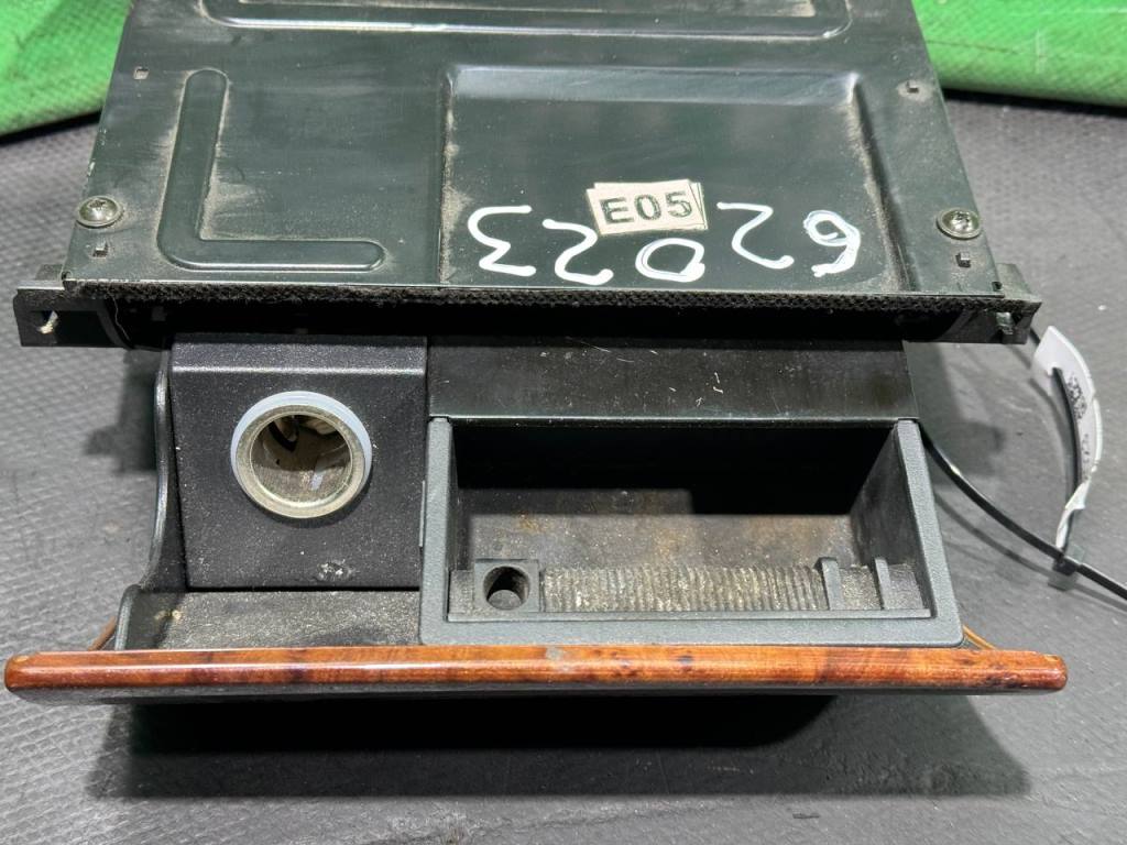 (62023) Пепельница Hyundai Terracan 2005 84550H1610 - фото2