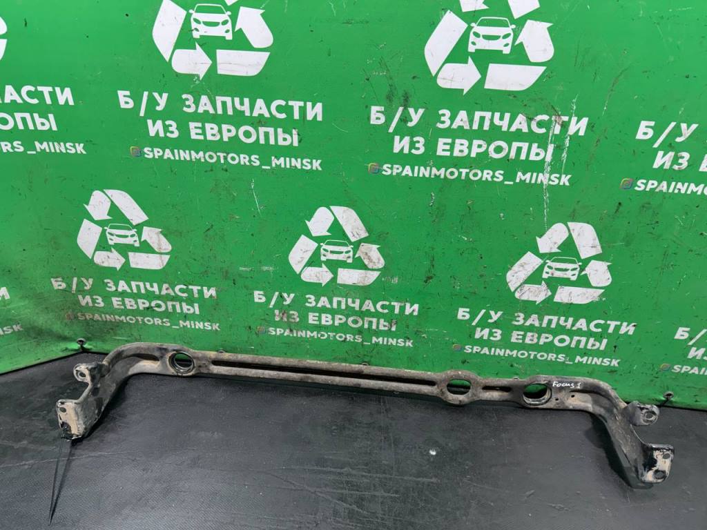 (61574) Балка под радиатор Ford Focus I 2000 - фото1