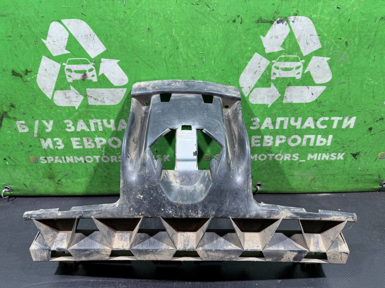 (281) Кронштейн крепления бампера переднего Renault Megane II 2005 8200113852 - фото1