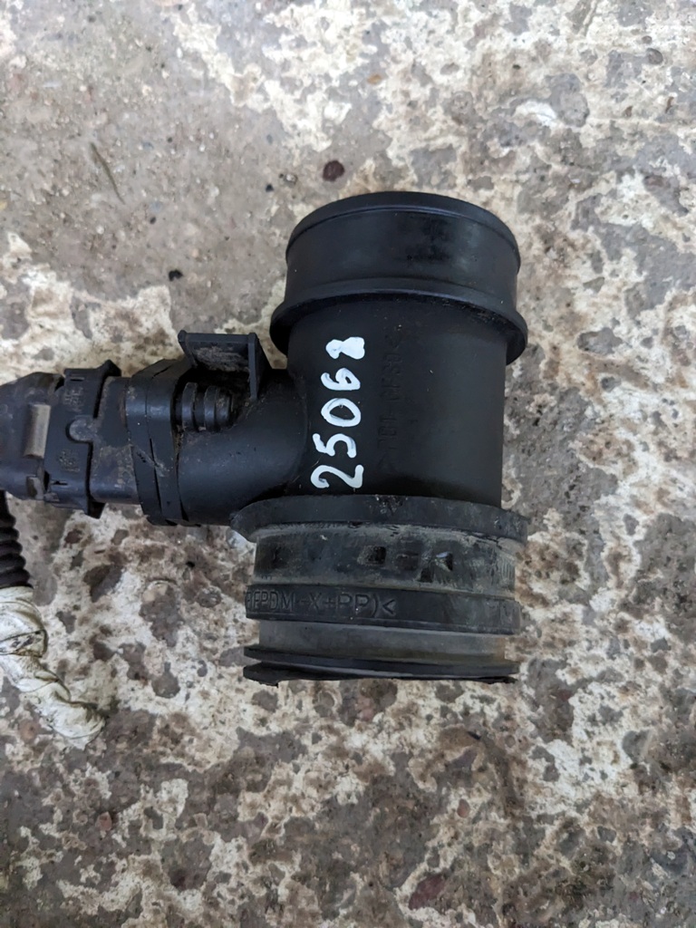 (25068) Расходомер воздуха Opel Corsa B 1996 1,2 i 0280217123 (25068) Расходомер воздуха Opel Corsa B 1996 1,2 i 0280217123